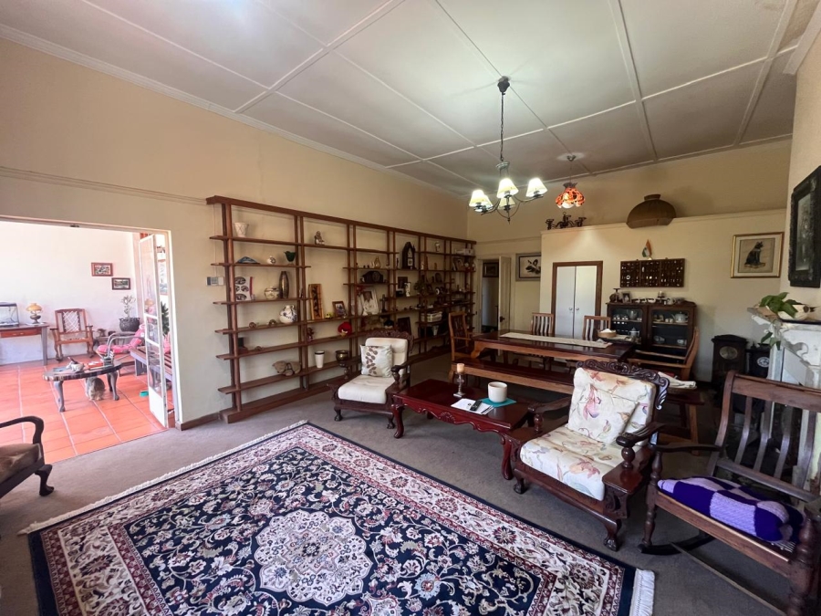 5 Bedroom Property for Sale in Cambridge Eastern Cape